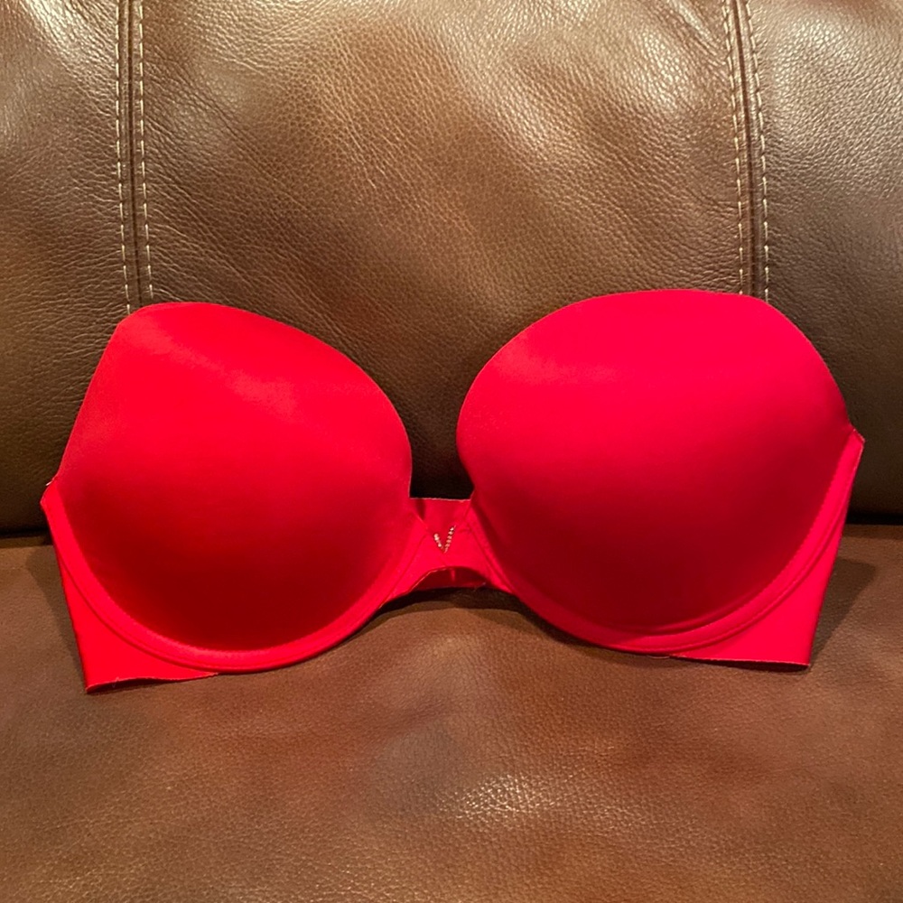 Victoria Secret Push Up Size 34D in Red